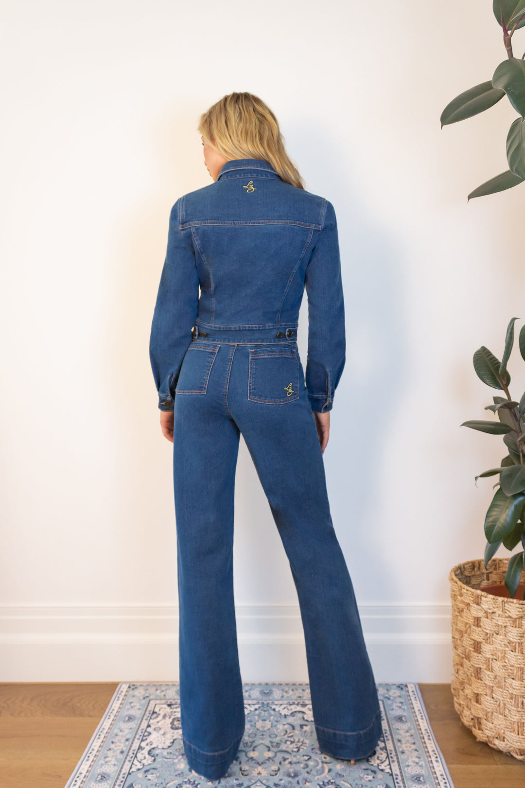 Cropped Denim Jacket in Mid Wash