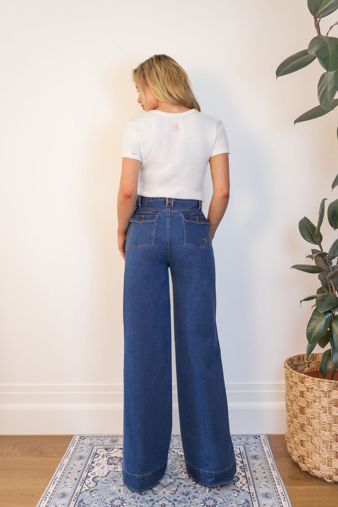 Embroidered Tee in Pumpkin Florentine