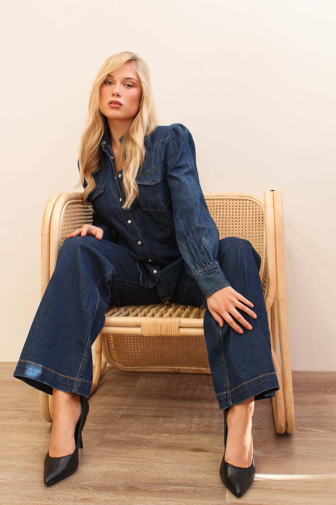 Embroidered Straight Leg Jean in Mid Wash