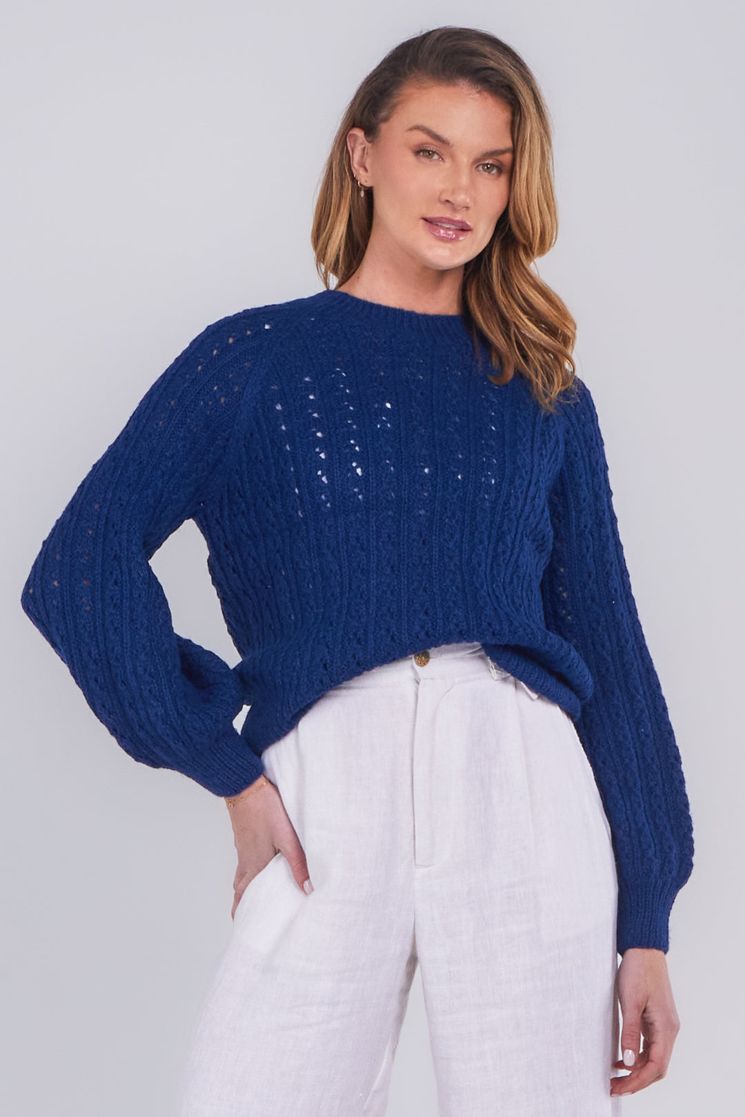 Bobbie Raglan Sweater in Blue