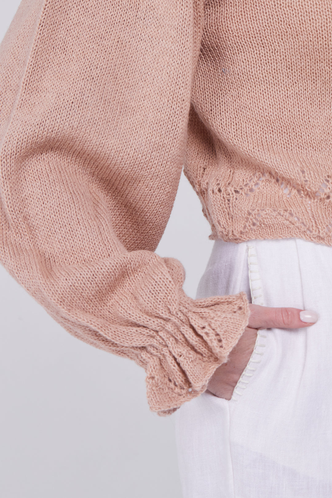 Katie Cropped Sweater in Blush