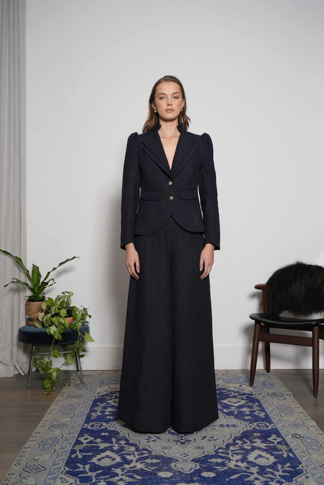 Double Lapel Blazer in Dark Navy
