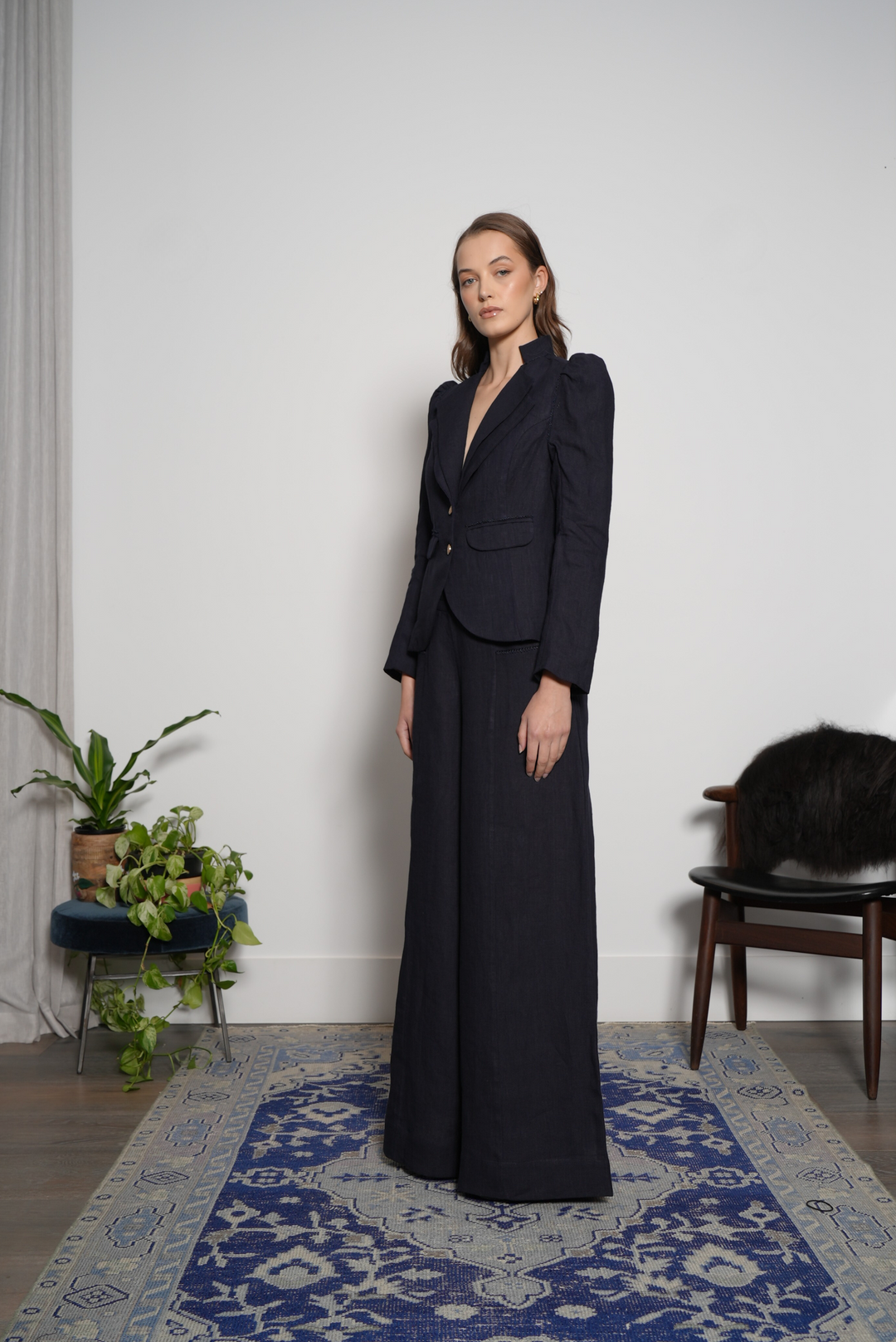 Double Lapel Blazer in Dark Navy