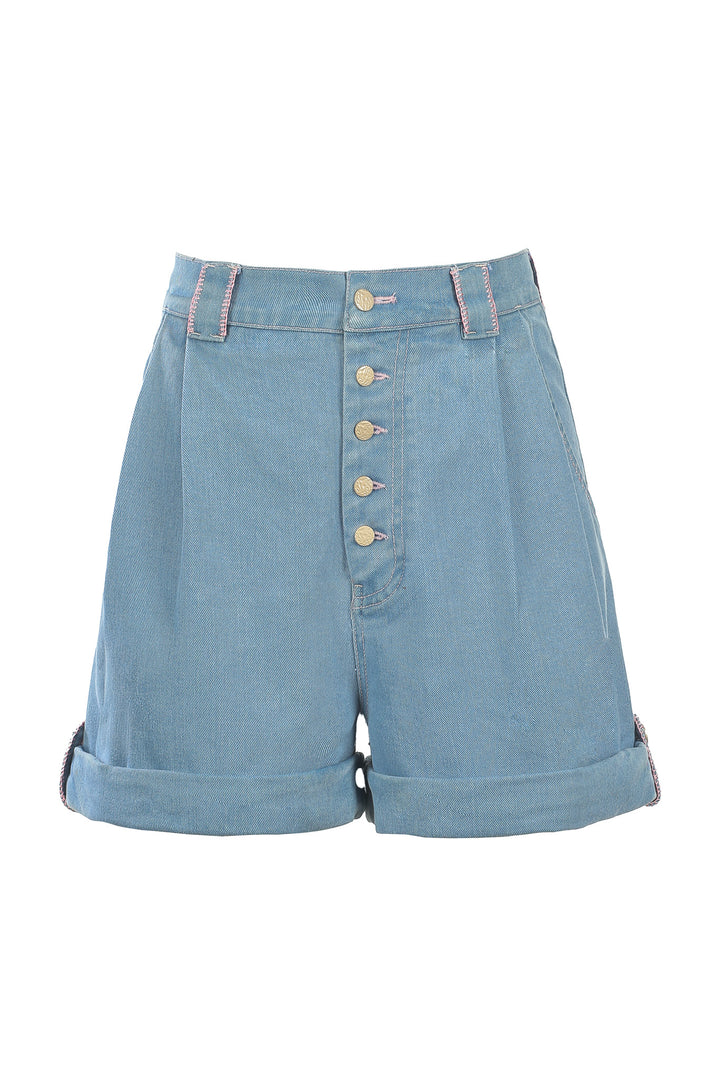Button Shorts in Light Wash