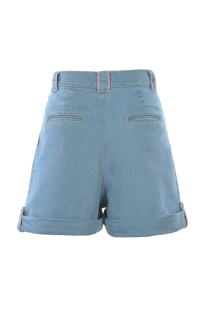 Button Shorts in Light Wash