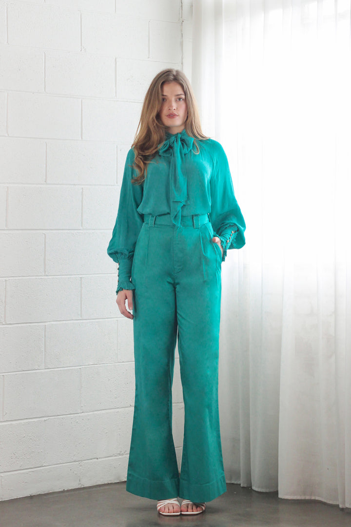 Pleated Trouser in Turquoise