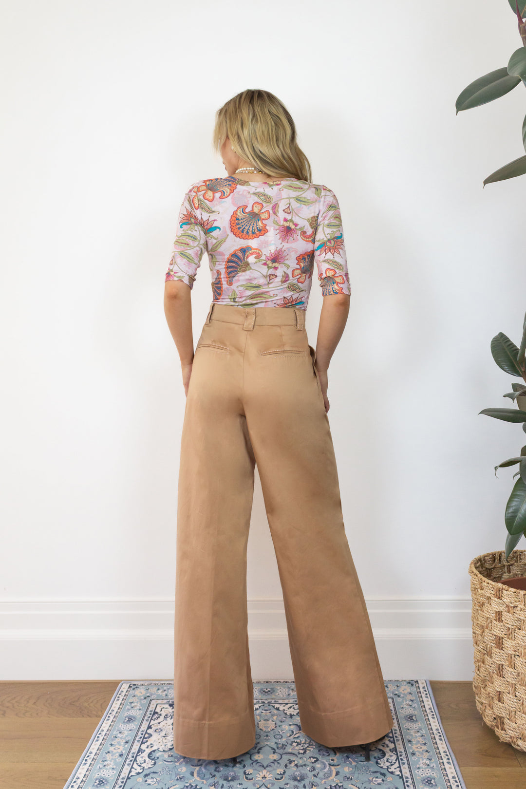 Fitted Tee in Blush Florentine