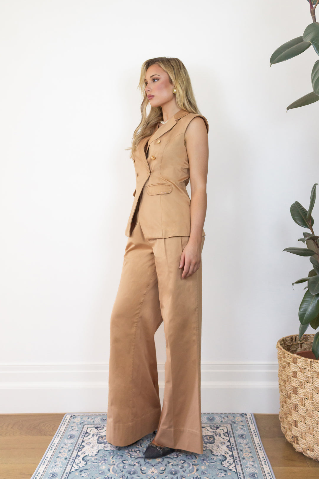 Sleeveless Blazer in Bronze