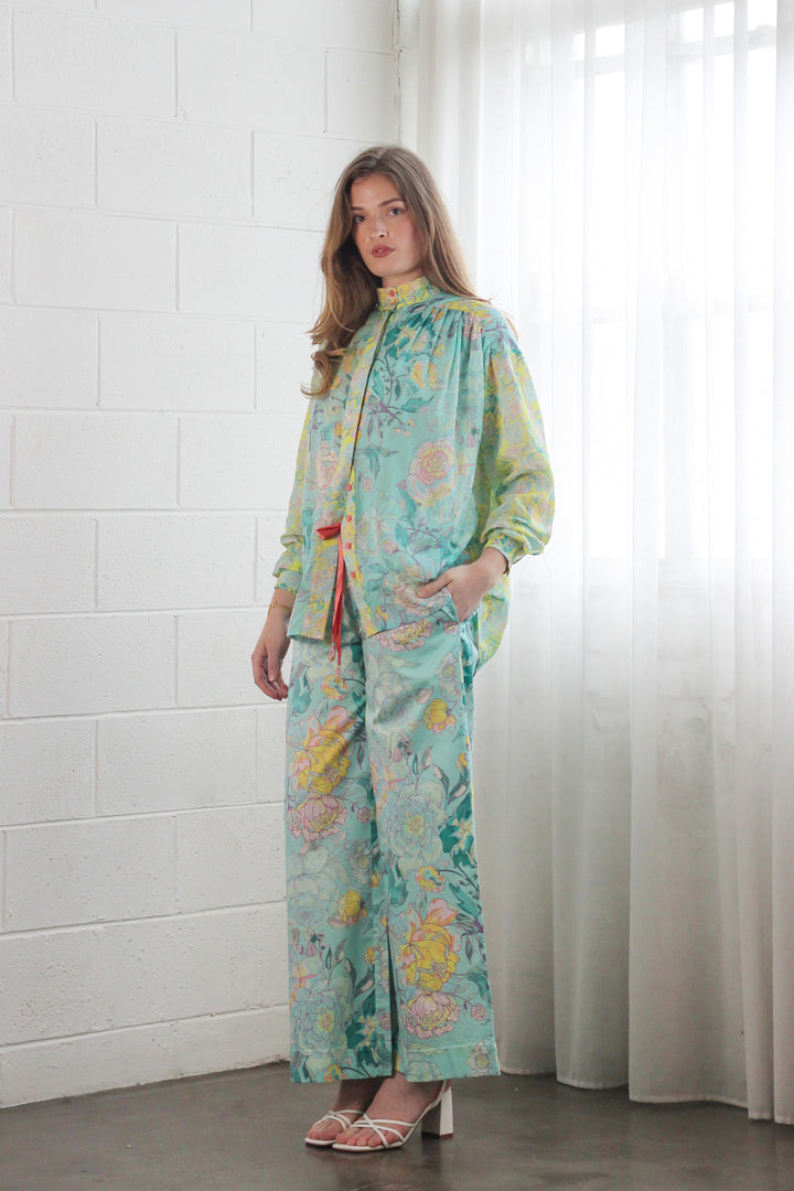 Stand Collar Billow Blouse in Rose Azure