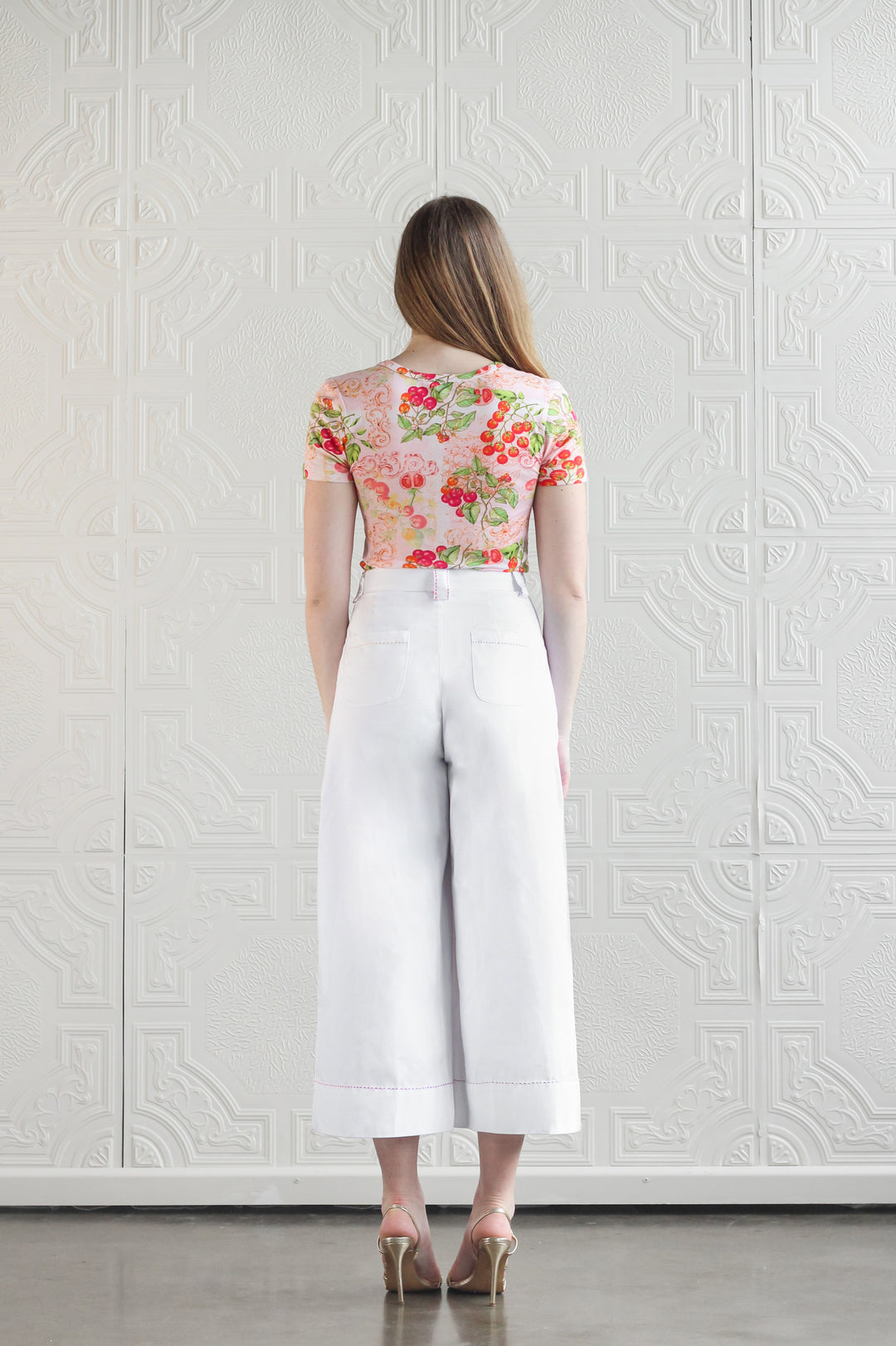 Graphic Tee in Sardinia Tomato Medley